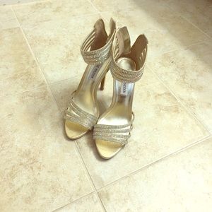 NWOT, Steve Madden sandals